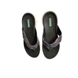 Skechers Goga Mat flip flops Size 8